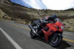 Suzuki_GSX_1300_R_Hayabusa_2008_31_1024x768